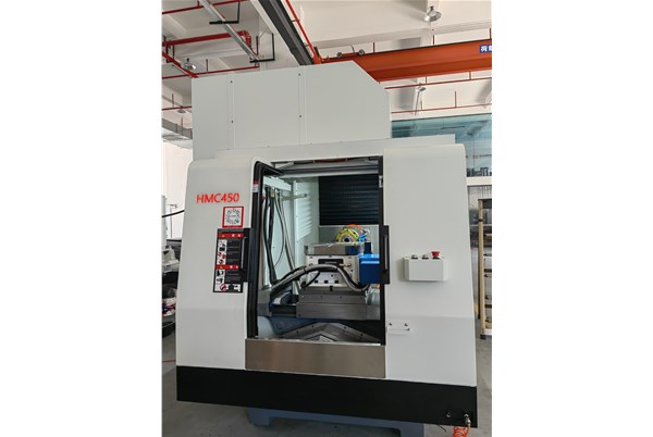 數控(kong)加工中(zhōng)心主軸(zhóu)中心出(chū)水有什(shi)麽優勢(shì)特點？   